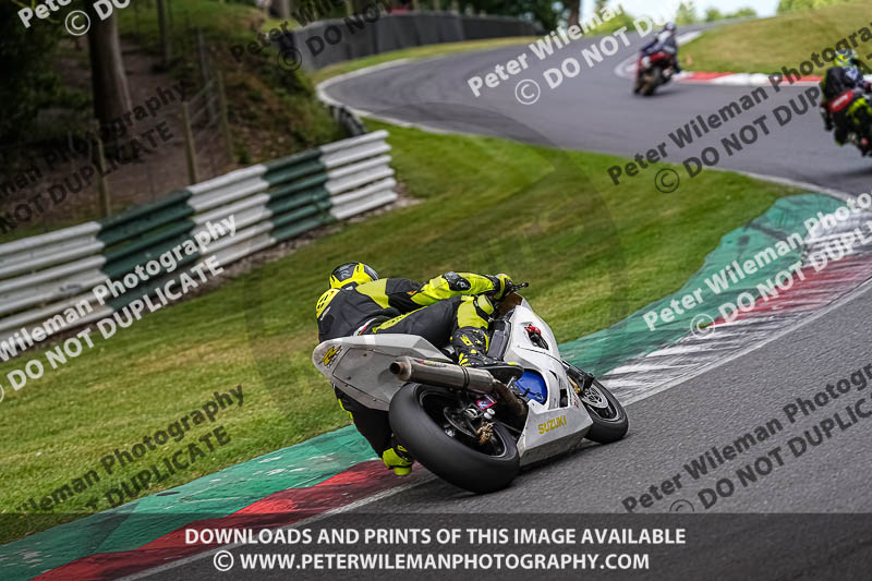 cadwell no limits trackday;cadwell park;cadwell park photographs;cadwell trackday photographs;enduro digital images;event digital images;eventdigitalimages;no limits trackdays;peter wileman photography;racing digital images;trackday digital images;trackday photos